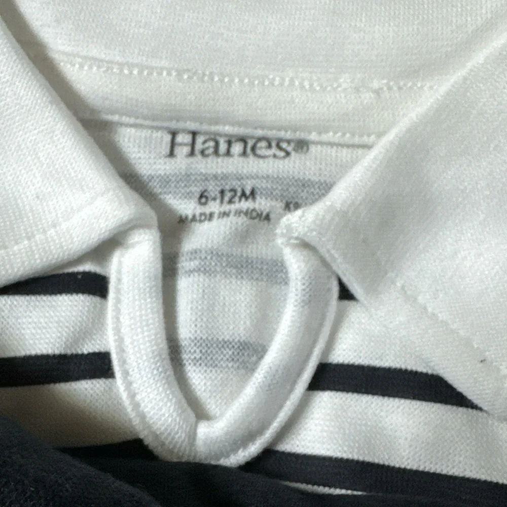 Hanes Black and White Constellation Bodysuit Set - 6-12 Mths
